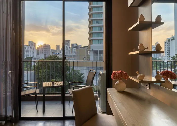 Metropolis Bangkok, Tapestry Collection By Hilton Bangkok