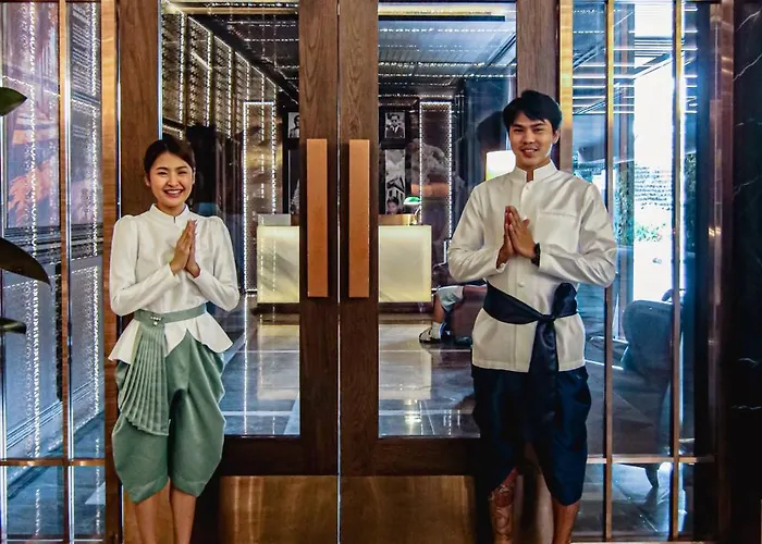 Metropolis Bangkok, Tapestry Collection By Hilton Bangkok