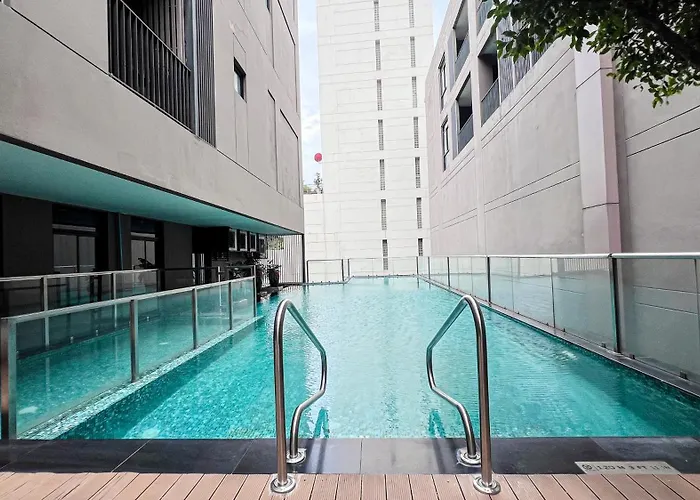 Metropolis Bangkok, Tapestry Collection By Hilton Hotel Bangkok