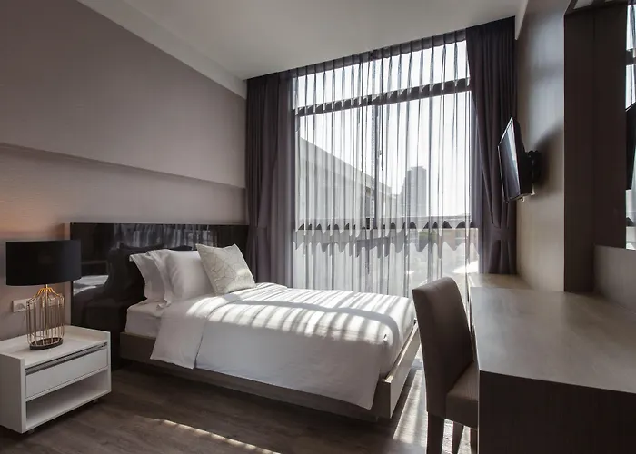 Metropolis Bangkok, Tapestry Collection By Hilton Hotel Bangkok
