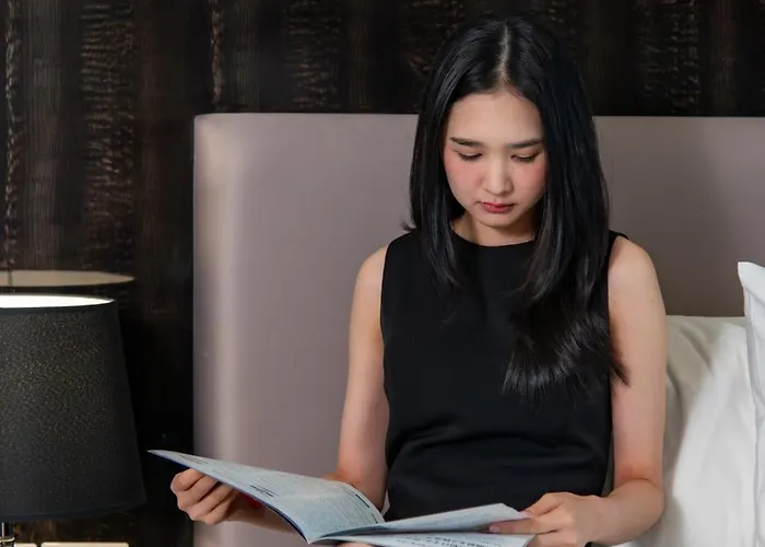 Metropolis Bangkok, Tapestry Collection By Hilton Hotel