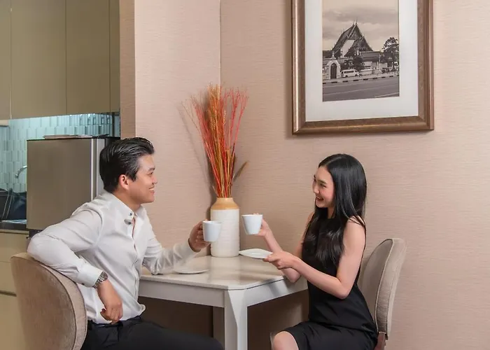 Metropolis Bangkok, Tapestry Collection By Hilton Hotel