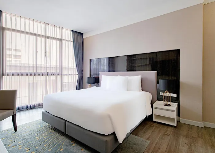Metropolis Bangkok, Tapestry Collection By Hilton Bangkok