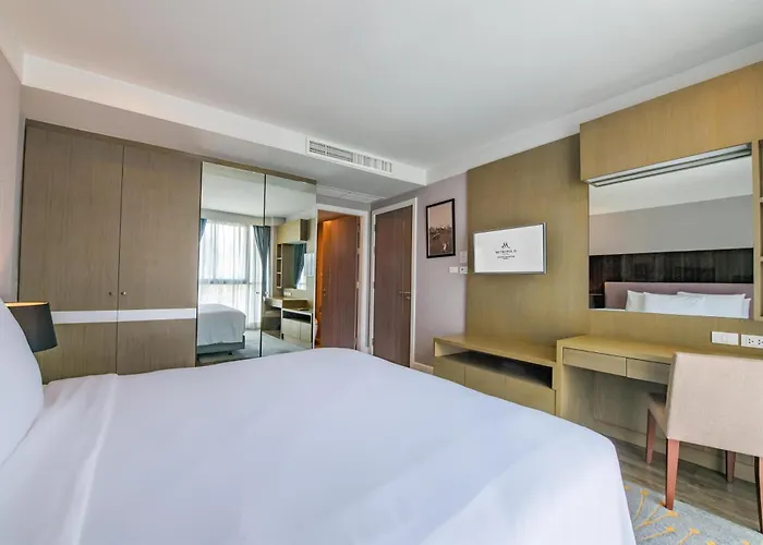 Hotel Metropolis Bangkok, Tapestry Collection By Hilton 5*
